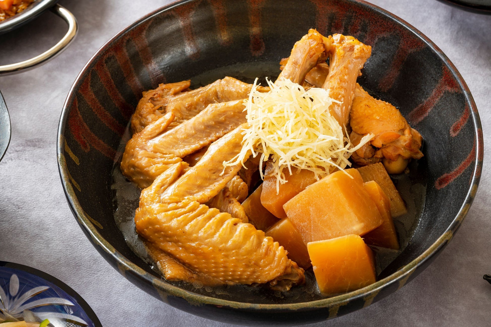 桜島大根と黒さつま鶏の煮物