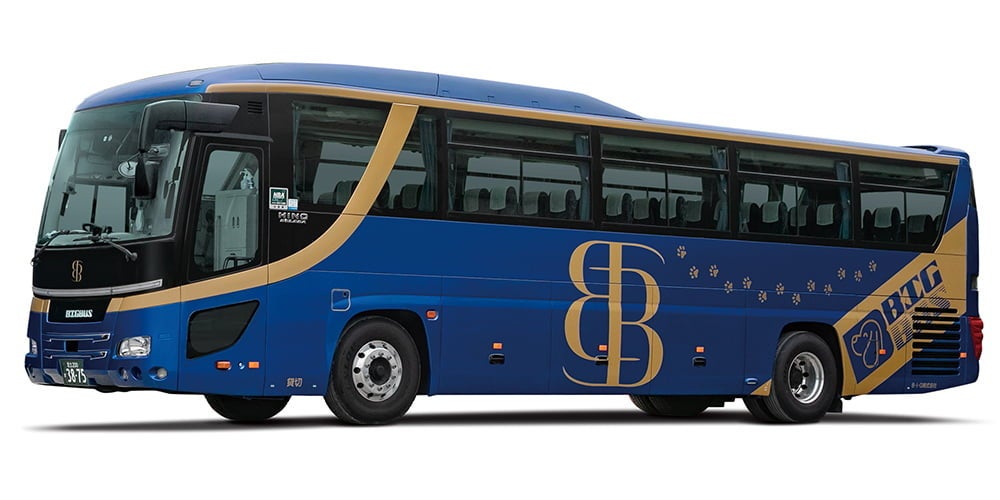 日本初「わんちゃん専用バス」実用新案取得第3235573号