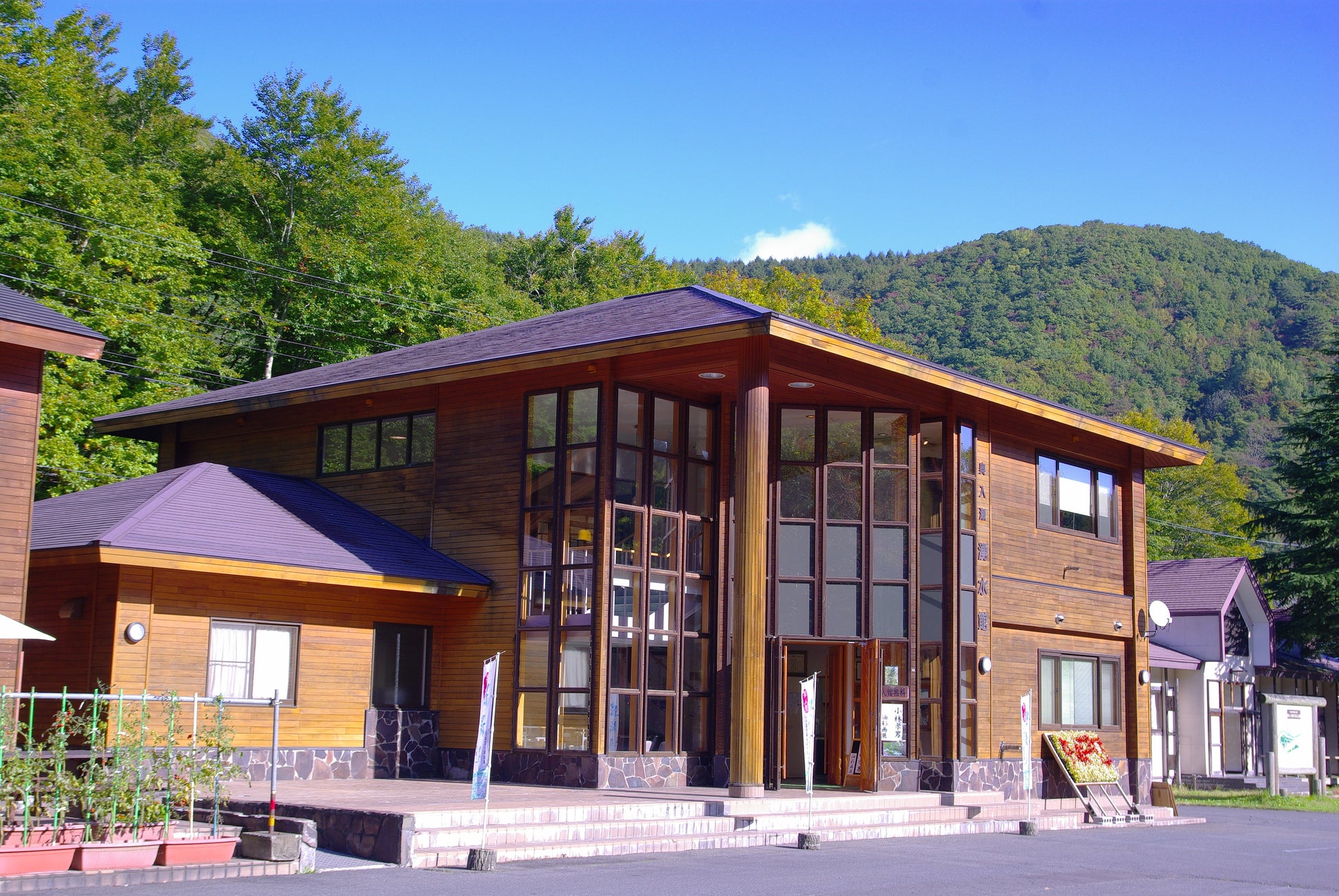 奥入瀬湧水館　©︎十和田奥入瀬観光機構