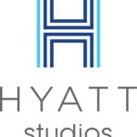 「HYATT studios」ロゴマーク