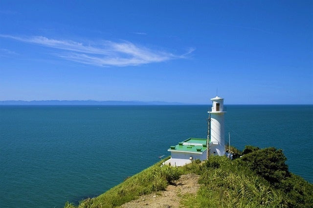 角田岬灯台（角田浜バス停下車）