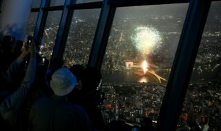 ２０１９年の隅田川花火大会特別営業の様子 ©TOKYO-SKYTREE