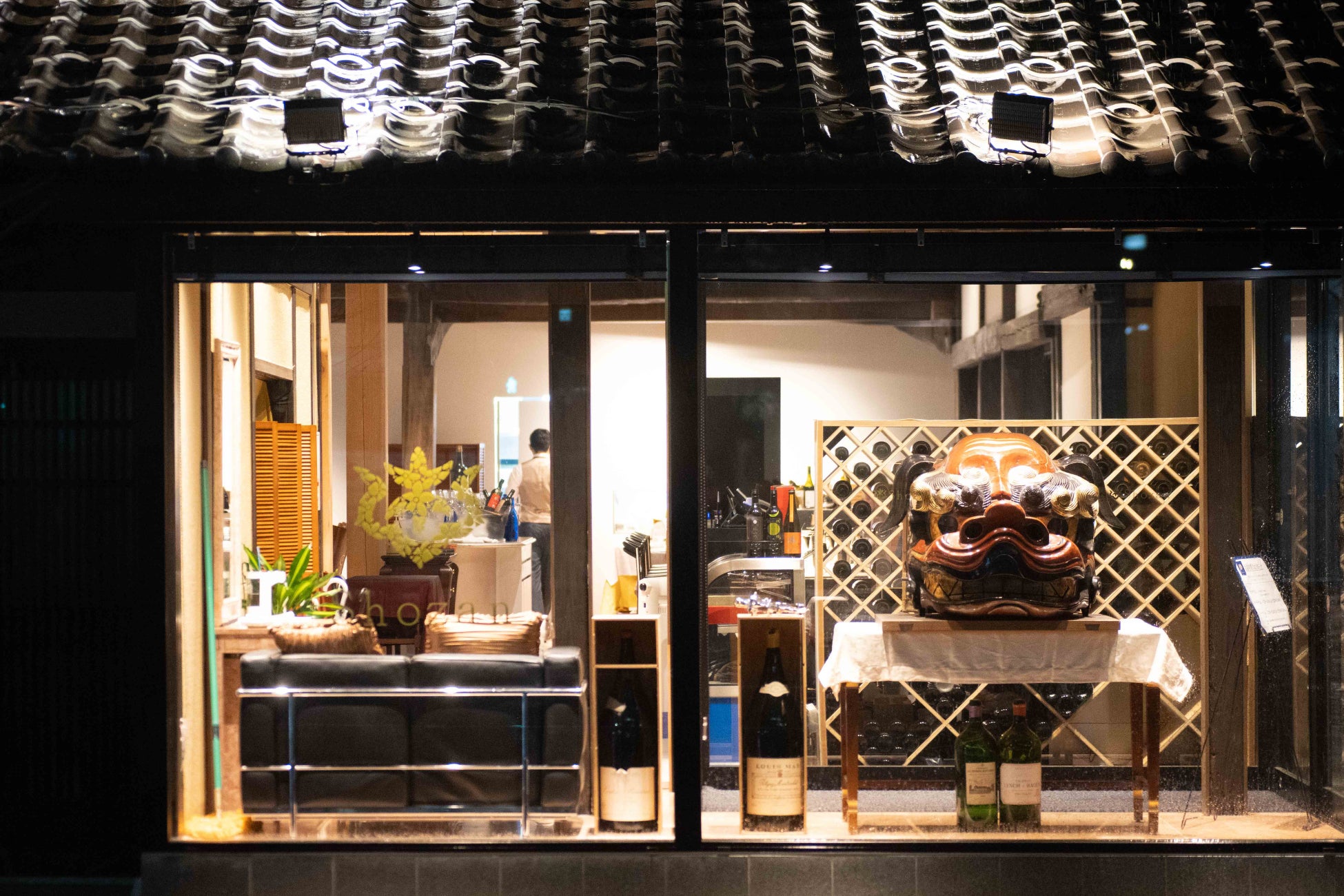 旧城下町、仙台上杉にある勝山酒造の旧蔵をリノベーションしたレストラン