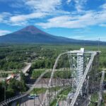 夏の富士山と訪日外国人に人気の絶景展望台「FUJIYAMAタワー」