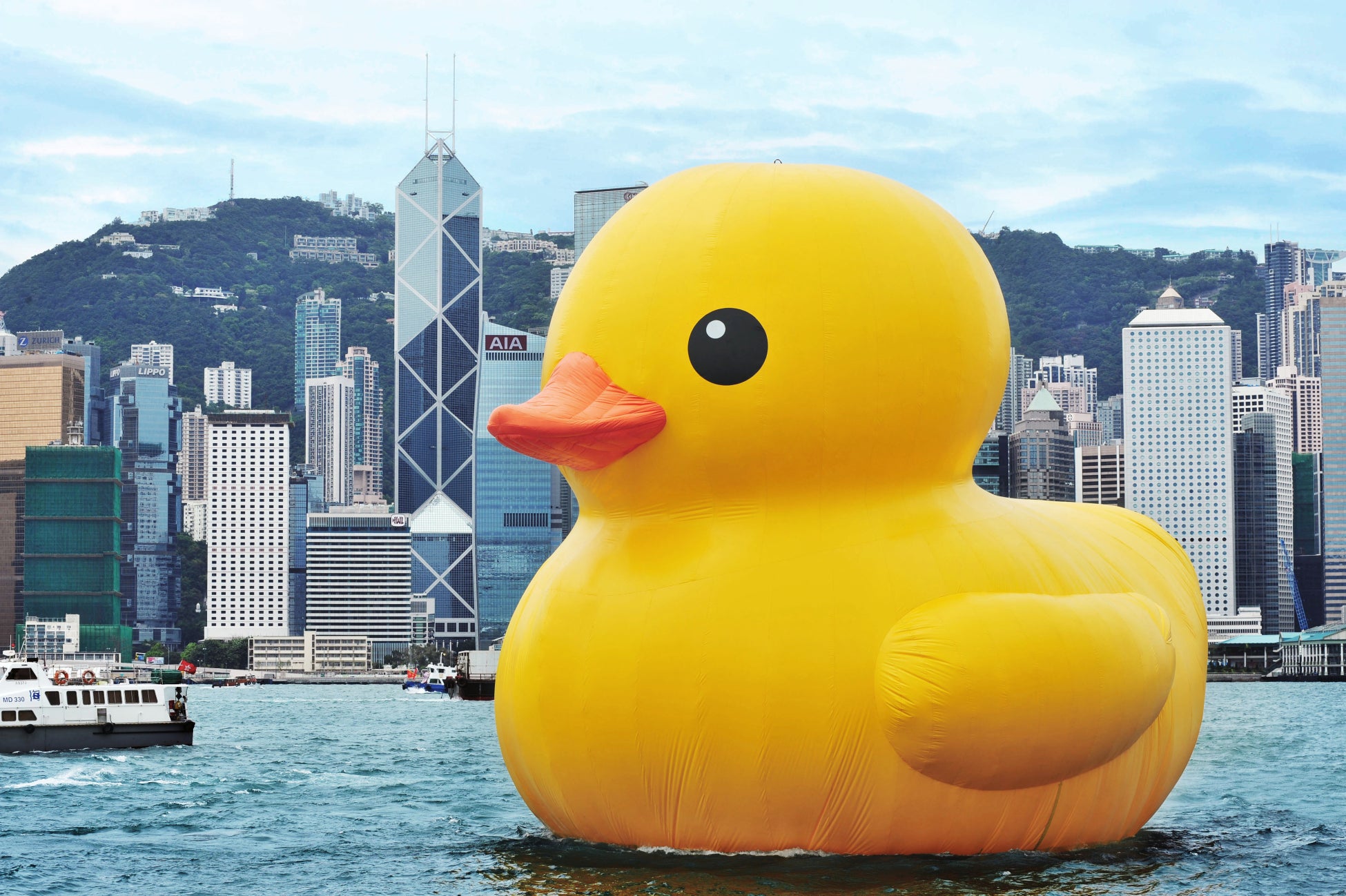 フロレンティン・ホフマン《Rubber Duck》2013, Hong Kong Photo courtesy of AllRightsReserved