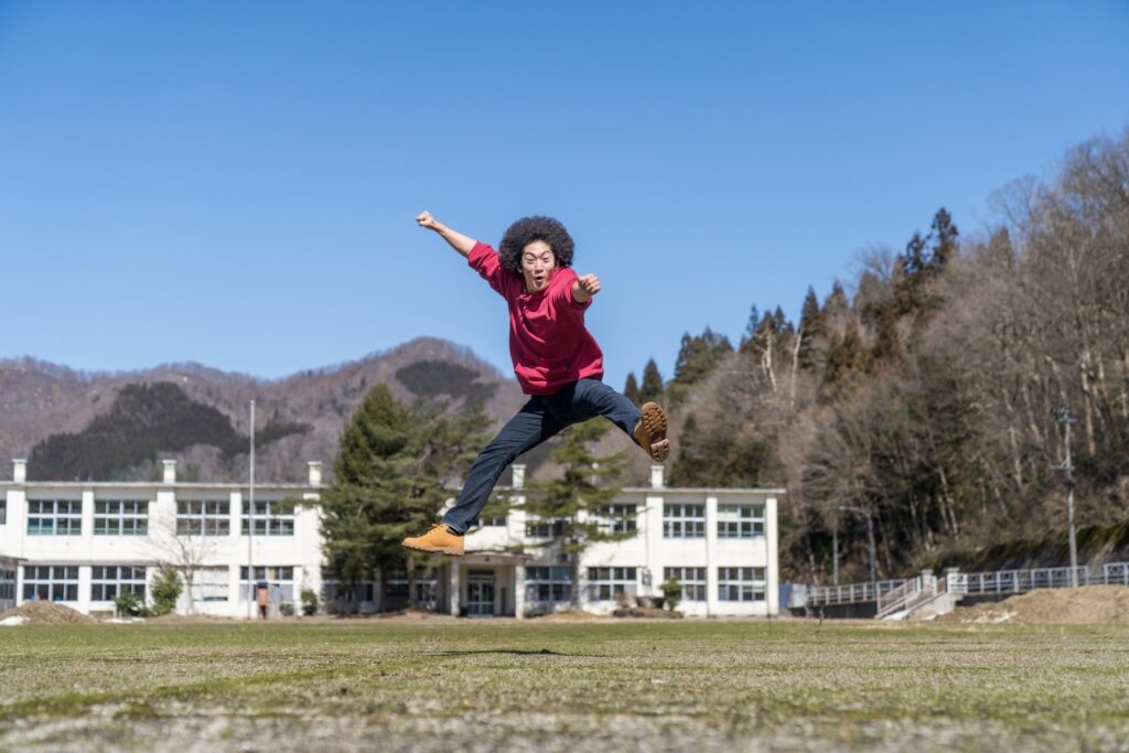 山形県を拠点に情報発信を行うYouTuberアフロりゅうじ