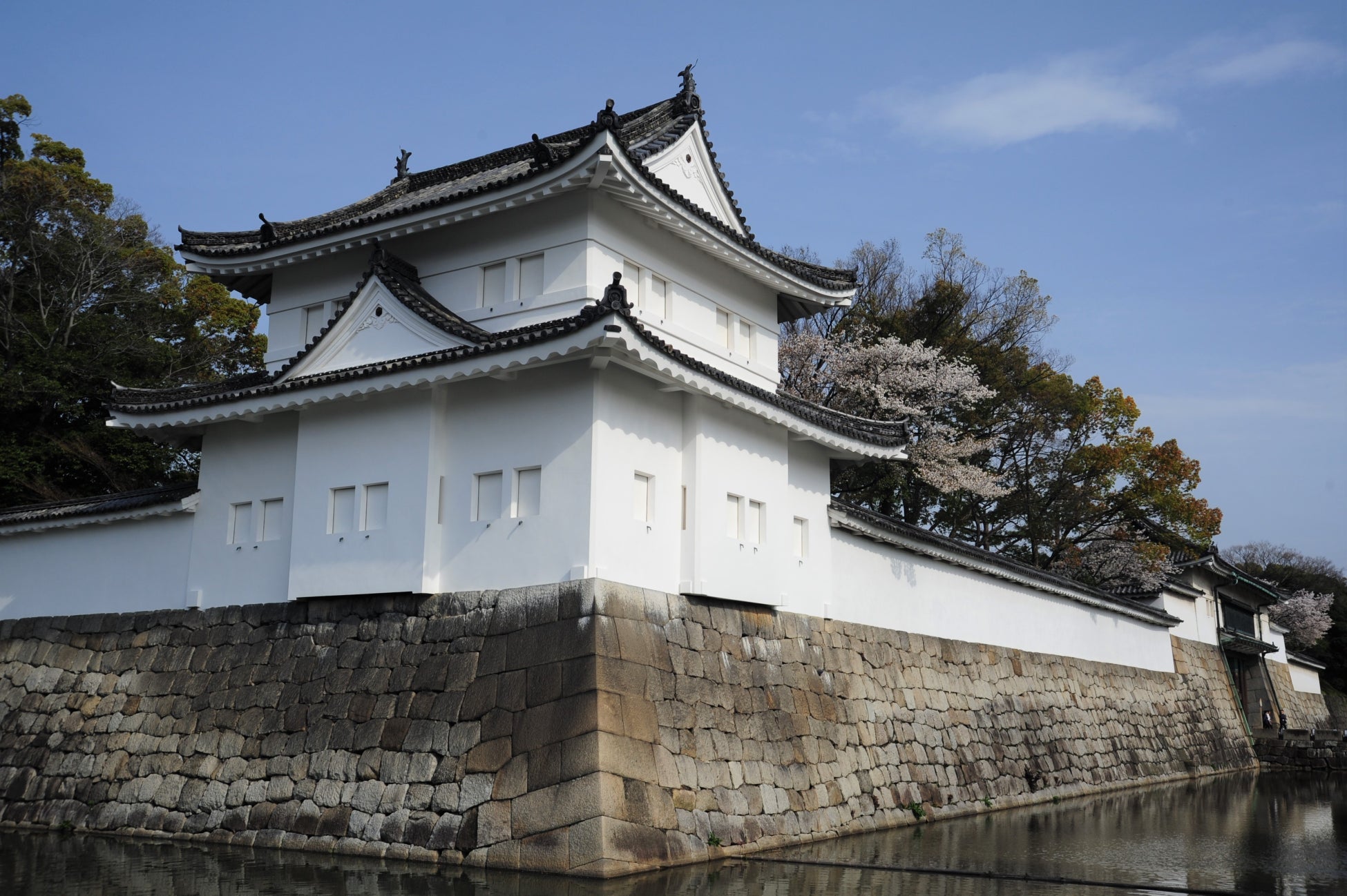 東南隅櫓（京都市提供）