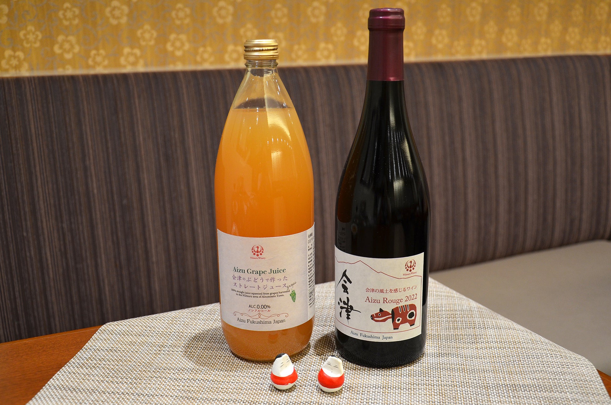 新鶴ワイナリーの会津産ワインと ぶどうジュース