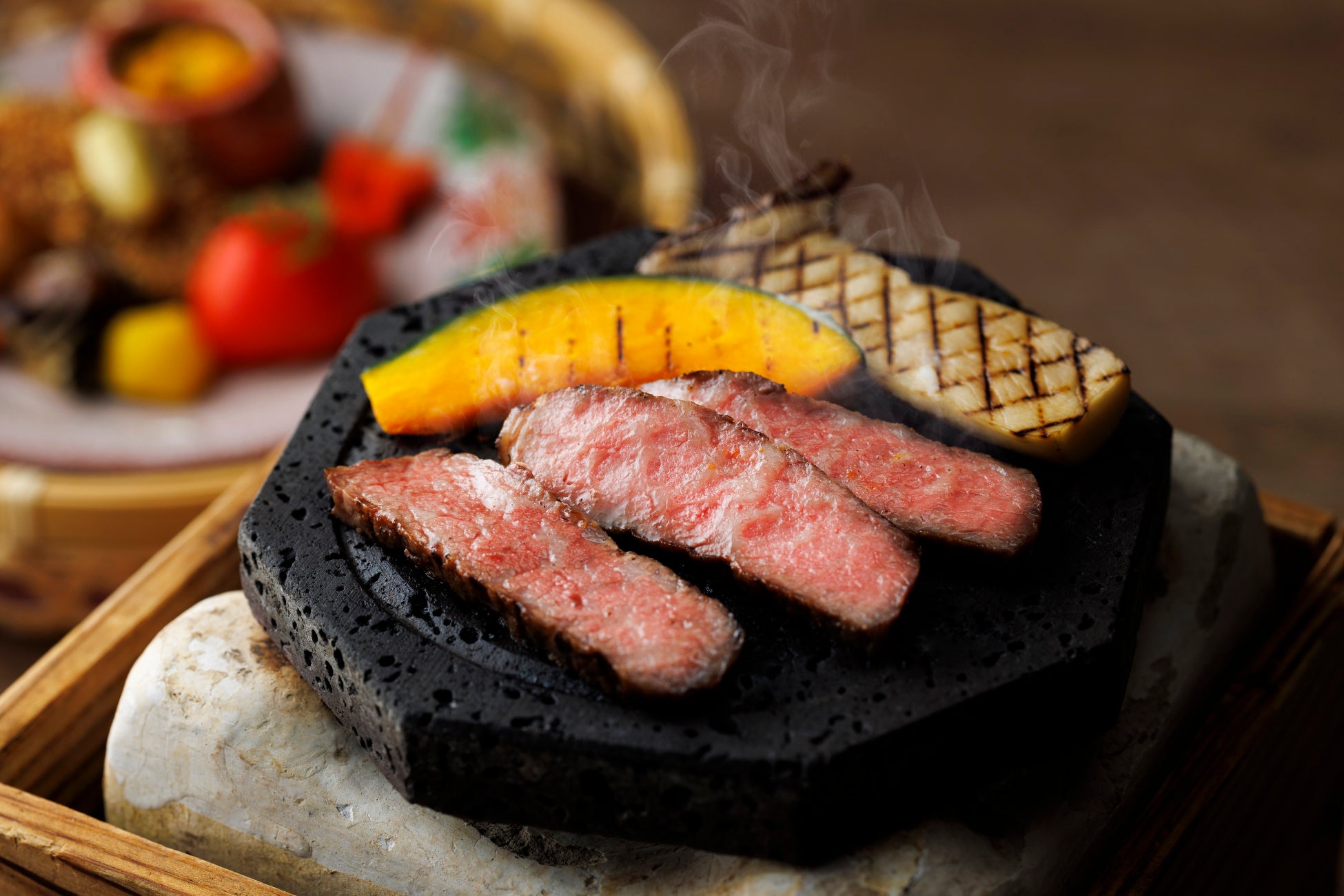 お肉料理イメージ