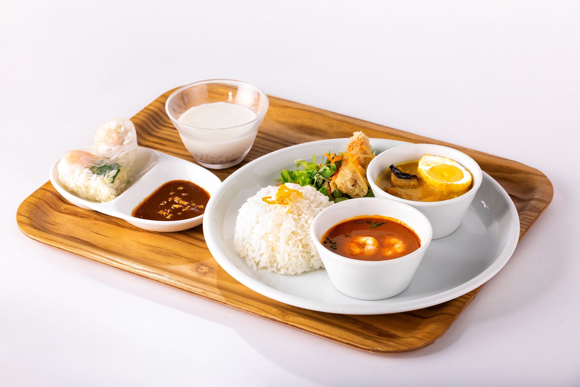 ニャーヴェトナム「2種盛りカレープレート」1,850円