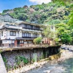 箱根有数の老舗旅館「塔ノ沢一の湯本館」