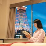 目の前に東京タワーを眺めながらお部屋でリラックス