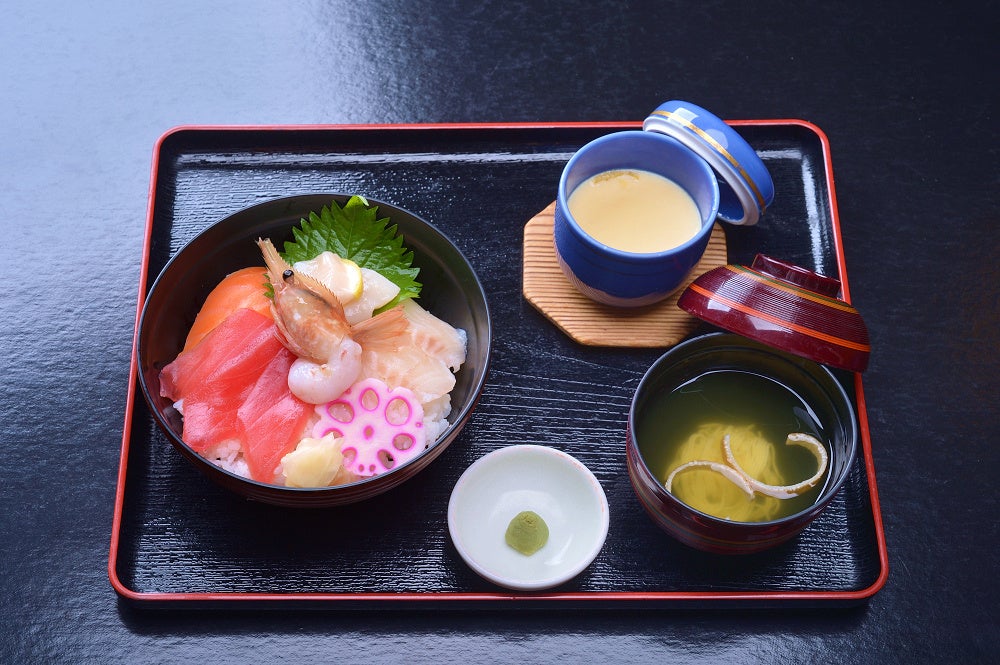 海鮮丼