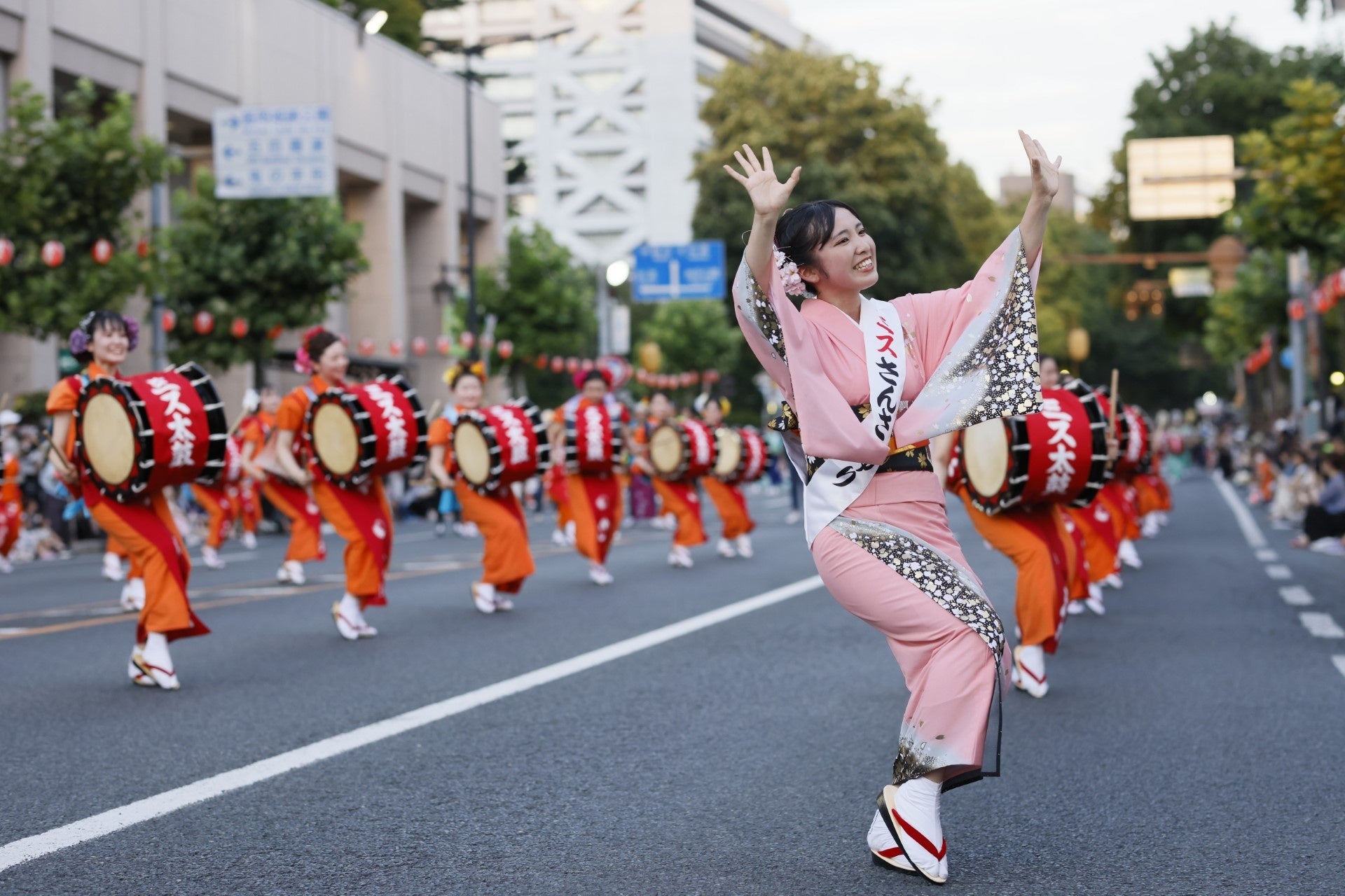 【提供：盛岡さんさ踊り実行委員会】