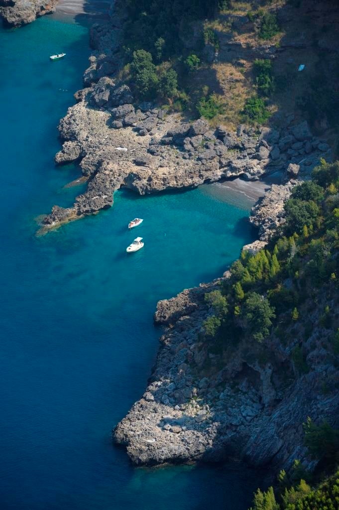 ティレニア海の真珠 マラテーアの美しい岩場 photo Archivio APT Basilicata