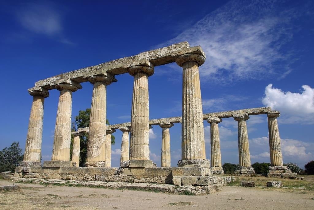 マテーラ南東40kmにある古代神殿跡ターボレパラティーネ photo Archivio APT Basilicata