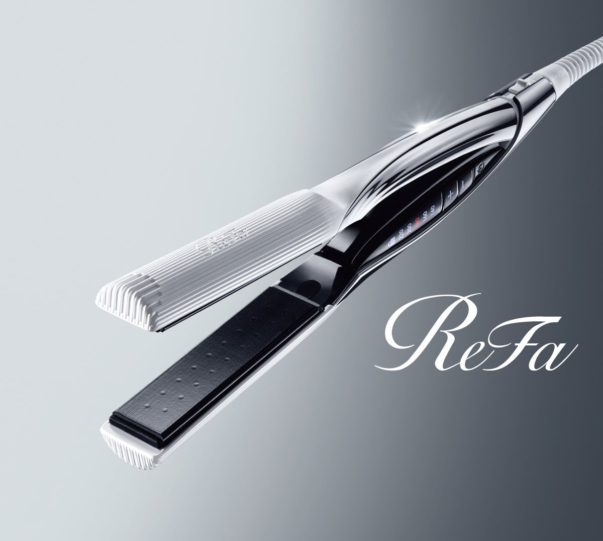 ヘアアイロン 「ReFa BEAUTECH STRAIGHT IRON」