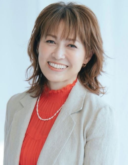 岡崎朋美氏