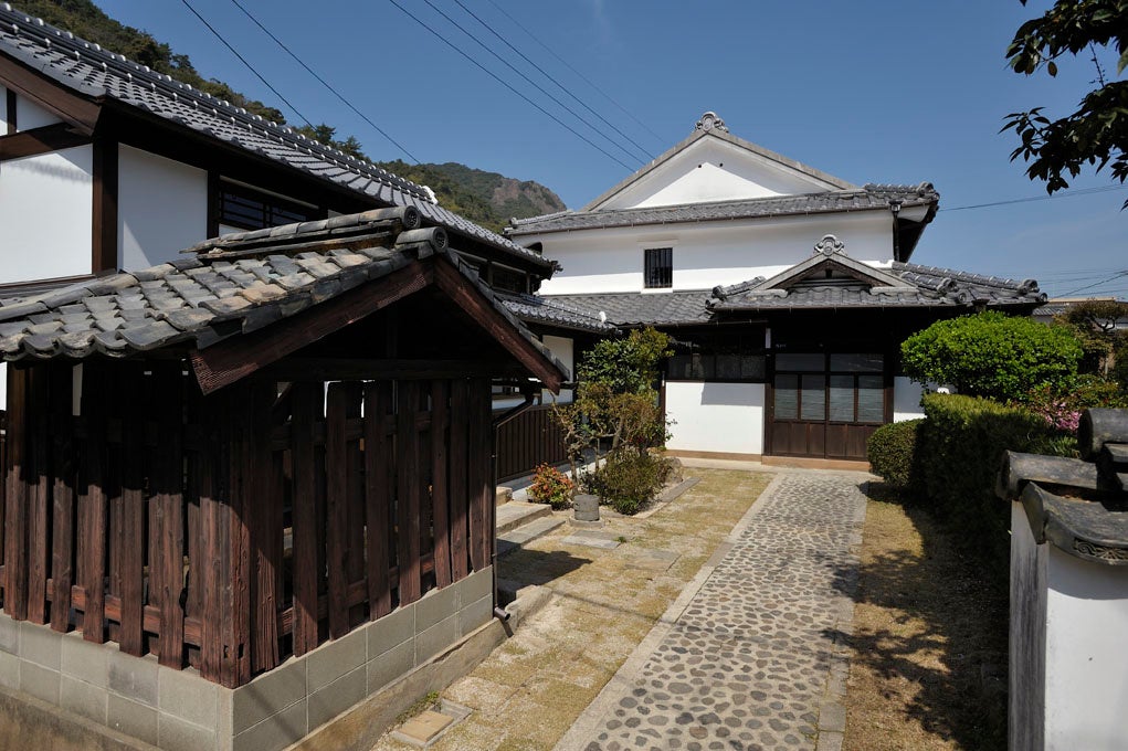 RESTAURANT & BAR 有田浪漫