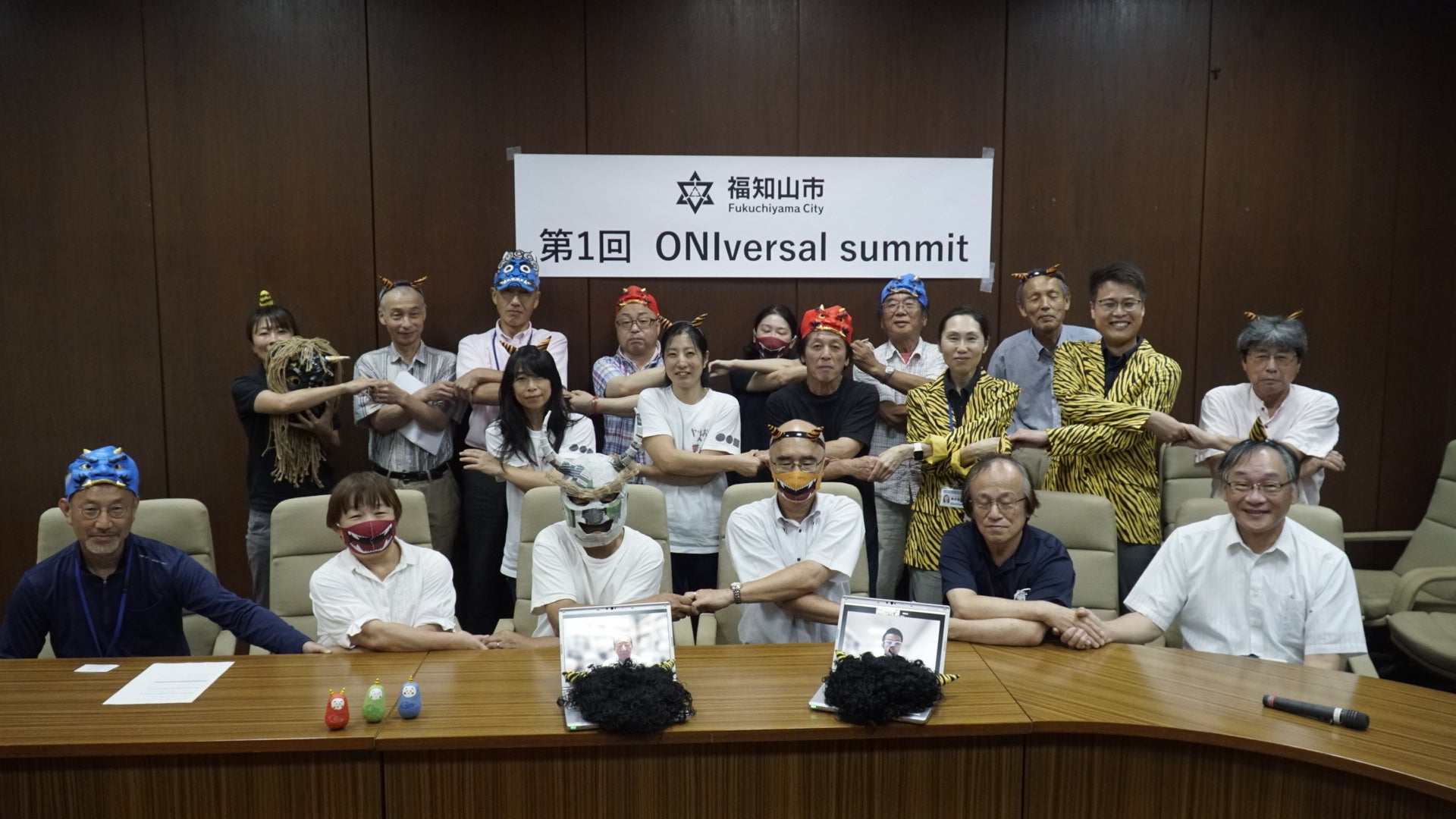 写真：「ONIversal summit」メンバー集合写真