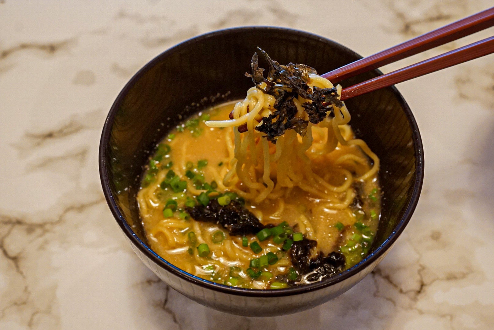 レストランで大好評提供中の「函館ウニ味噌ラーメン」