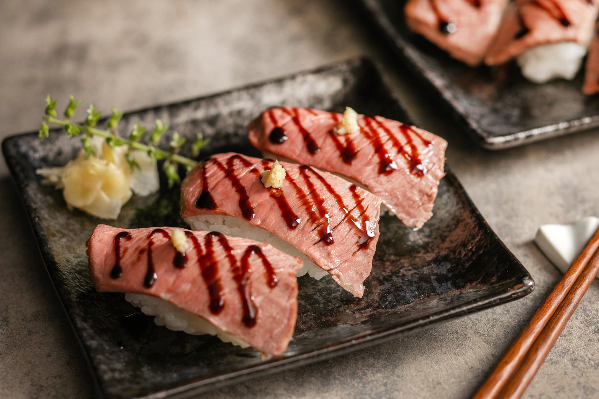 国産牛肉寿司イメージ