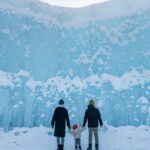 千歳・支笏湖氷濤まつりは、冬季の支笏湖へ観光客誘致のために、地元の有志によって始められ、今年で４6回を迎えます