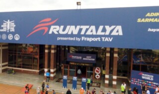 「Runtalya Marathon（ランタルヤ　マラソン）」