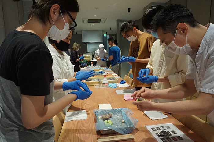 「鈴懸」での和菓子体験