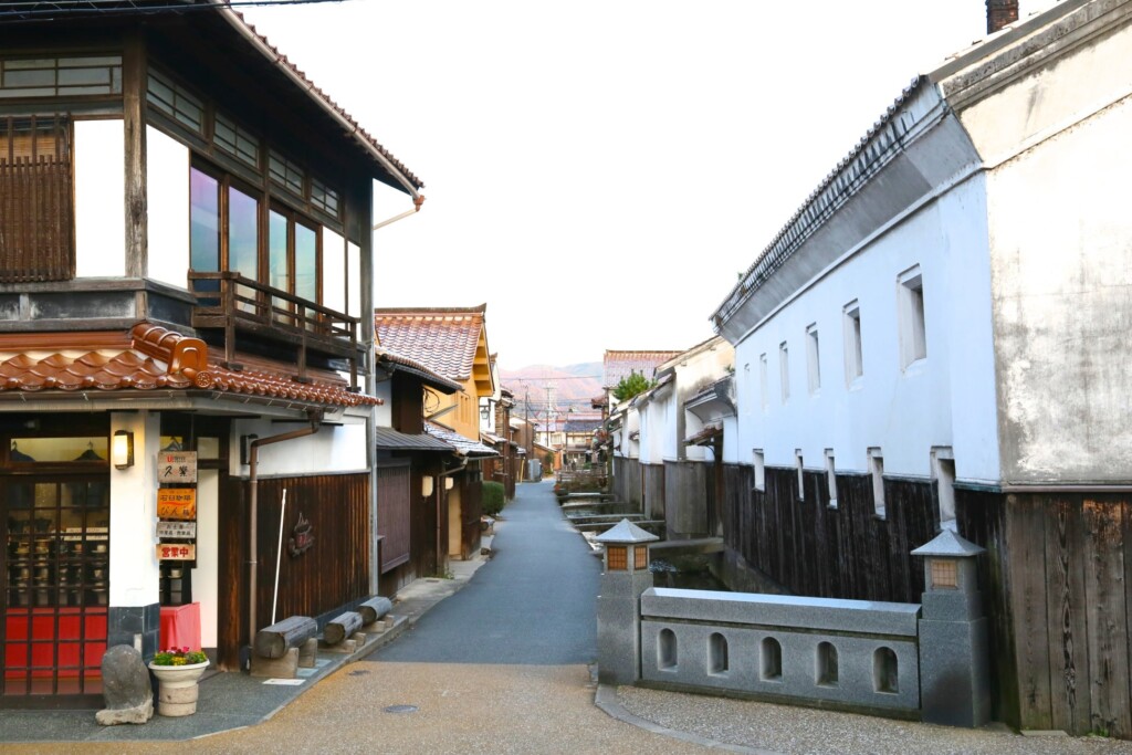 城下町の風景と街並みを残す倉吉白壁土蔵群