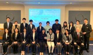 横浜ベイシェラトンホテルで行われた最終プレゼンテーションには、神奈川大学のゼミのメンバーや、社会連携部の方も参加