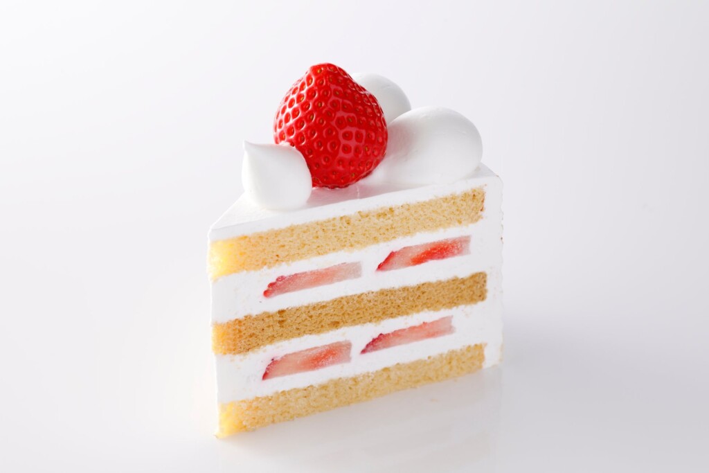 『新スーパーあまおうショートケーキ』￥1,404 ※テイクアウト料金