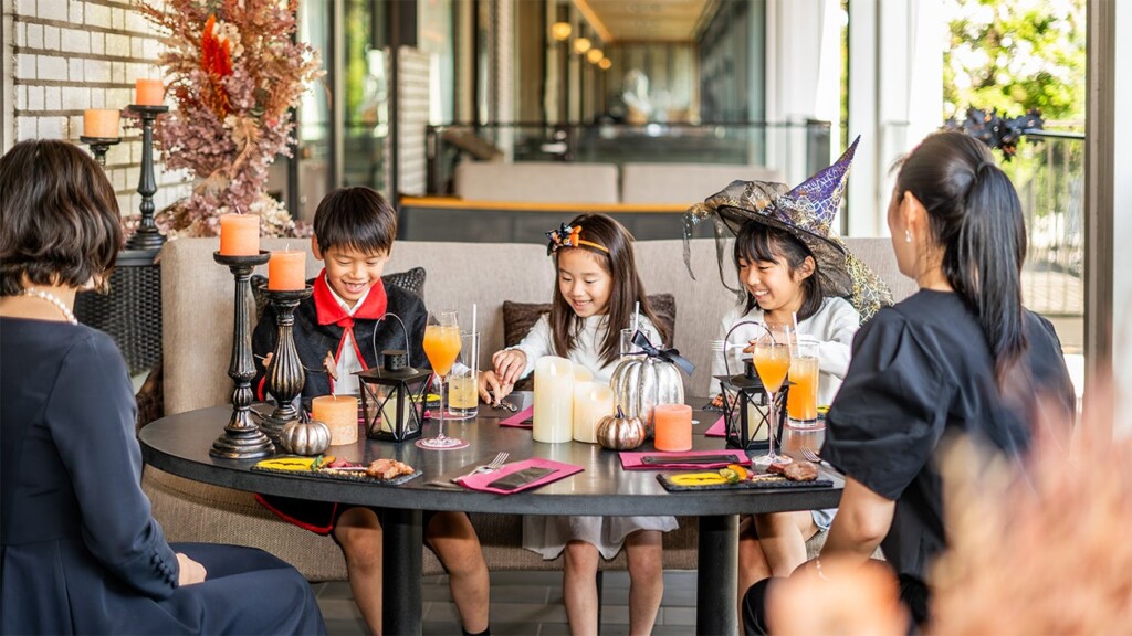 ハロウィンカクテルで乾杯