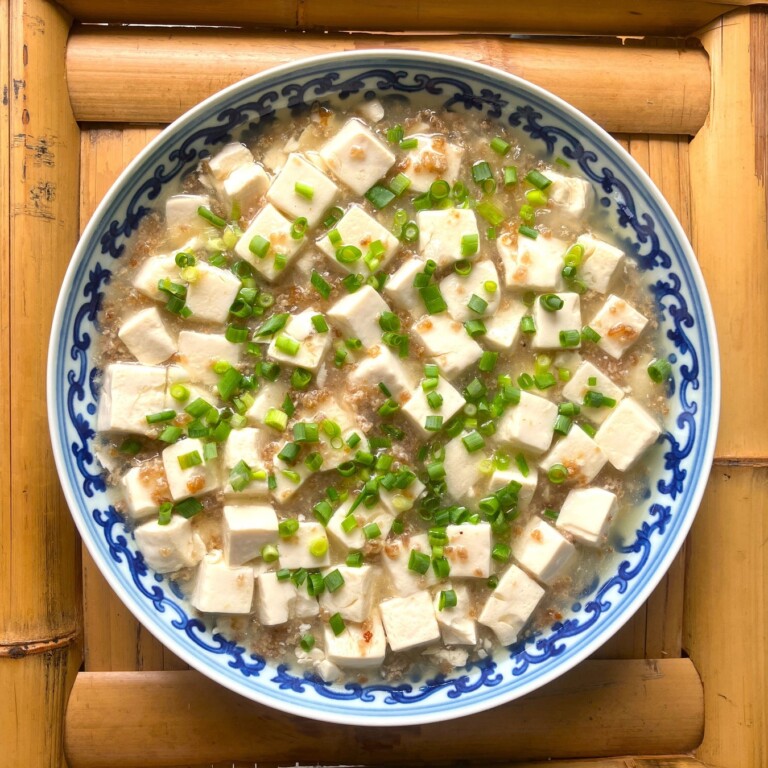 白油豆腐（四川式・豚ひき肉と豆腐の炒め煮）