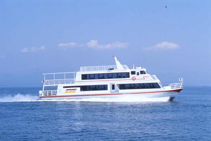 リオグランデ号　1984年4月14日進水　ゆとりあるキャビンで環境対応エンジンを装備　船名は滋賀県の姉妹県州であるブラジル連邦共和国　リオグランデ・ド・スル州より